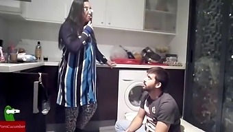 Amateur Girlfriend'S Homemade Video With Kinky Glasses, Leopard Print, And Hardcore Pussy Fucking