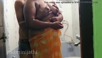 Indian Lovers Enjoy Shower Sex On Their First Date Night