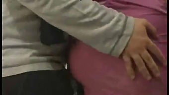 Amatorska Jazda Autobusem Zamienia Się W Dziką Przygodę Analną - Darmowy Film Porno.